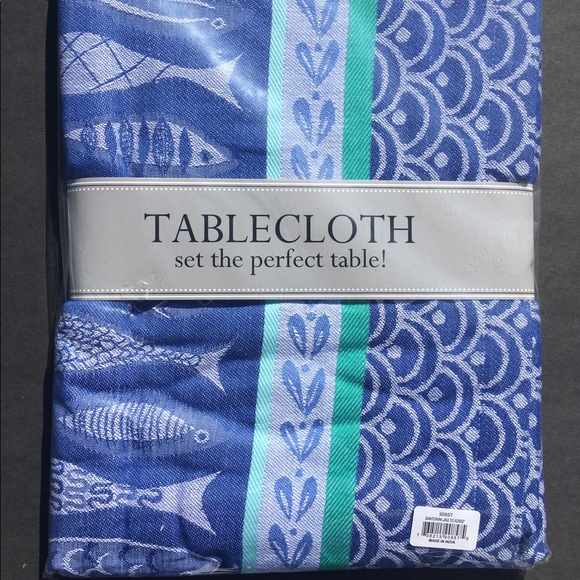 Design Imports Other - Design Imports Tablecloth 52” x 52” Santorini Ocean Blue Tropical Fish New